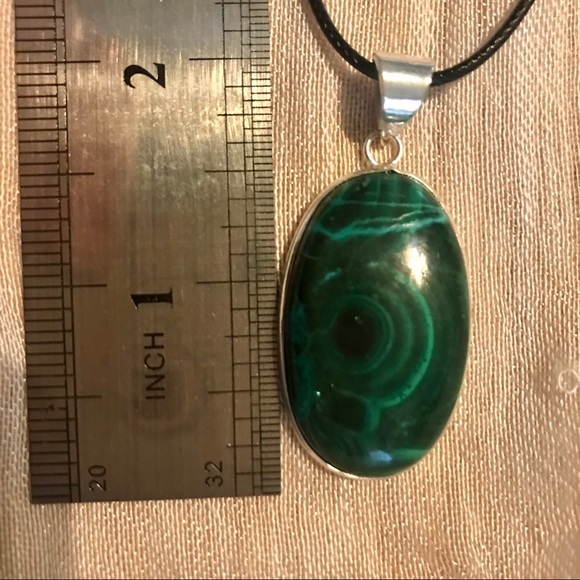 Malachite Cabochon Pendant - Picture 3 of 4